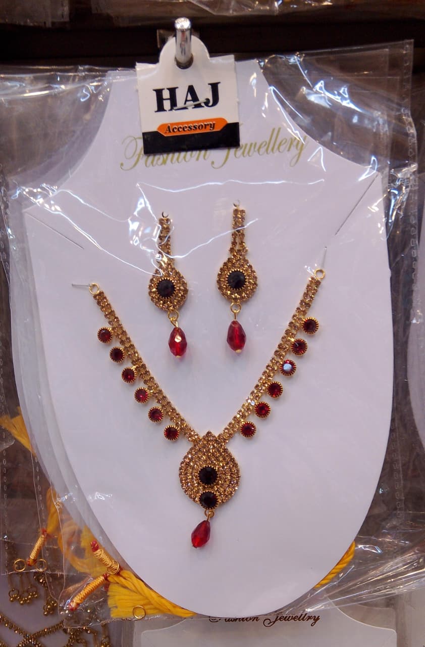 Gold-Toned Red Crystal Necklace Set – Artificial Jewellery